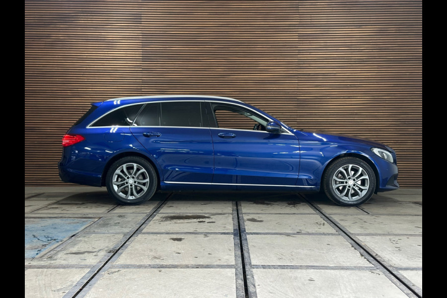 Mercedes-Benz C-Klasse Estate C200 Estate Avantgarde Automaat | LED|Trekhaak|Stoelverwarming|Navi|Camera|Elektrische Achterklep
