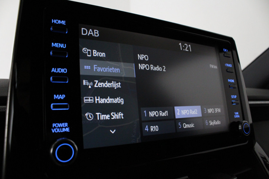 Toyota Corolla Touring Sports 1.8 Hybrid Business Plus > Camera/Stoelverwarming/ACC/Apple Carplay