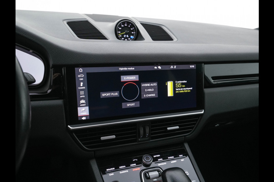 Porsche Cayenne Coupé 3.0 E-Hybrid AWD (Plug-in) {SoH-94%} (INCL-BTW) Aut. *PANO | LEATHER | FULL-LED | SPORT-CHRONO | TOPVIEW | ADAPTIVE-CRUISE | BOSE-AUDIO | DAB+ | NAVI-FULLMAP | SPORTSEATS | SHIFTPADDLES | KEYLESS | ECC | PDC | 20"AL