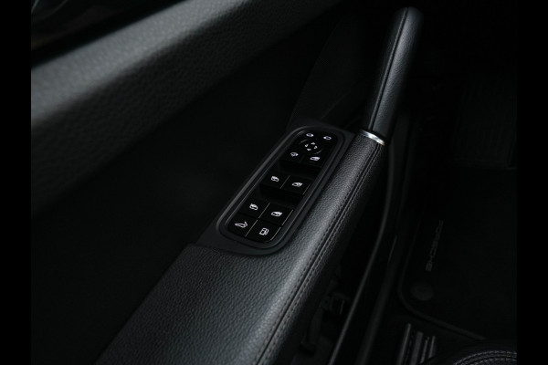 Porsche Cayenne Coupé 3.0 E-Hybrid AWD (Plug-in) {SoH-94%} (INCL-BTW) Aut. *PANO | LEATHER | FULL-LED | SPORT-CHRONO | TOPVIEW | ADAPTIVE-CRUISE | BOSE-AUDIO | DAB+ | NAVI-FULLMAP | SPORTSEATS | SHIFTPADDLES | KEYLESS | ECC | PDC | 20"AL