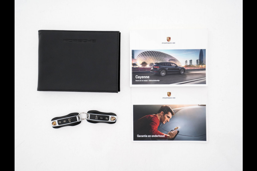 Porsche Cayenne Coupé 3.0 E-Hybrid AWD (Plug-in) {SoH-94%} (INCL-BTW) Aut. *PANO | LEATHER | FULL-LED | SPORT-CHRONO | TOPVIEW | ADAPTIVE-CRUISE | BOSE-AUDIO | DAB+ | NAVI-FULLMAP | SPORTSEATS | SHIFTPADDLES | KEYLESS | ECC | PDC | 20"AL
