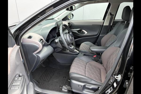 Toyota Yaris Cross 1.5 Hybrid Executive Navigatie/Camera/Elektr.-klep/Stoelverwarming