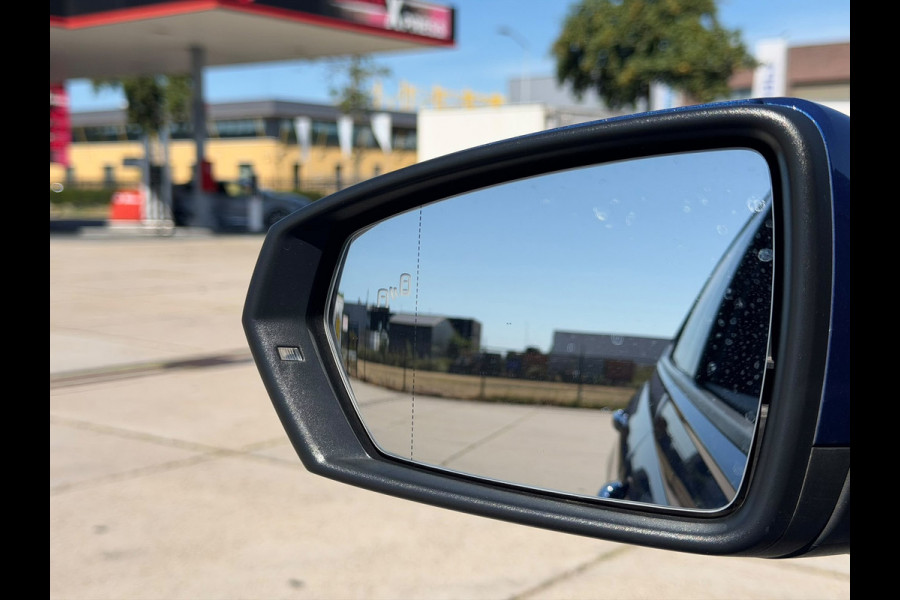 Volkswagen Polo 2.0 TSI GTI( Goed OnderH, Navi, Carplay, StoelV, App-Connect, Cruise Con, Etc)