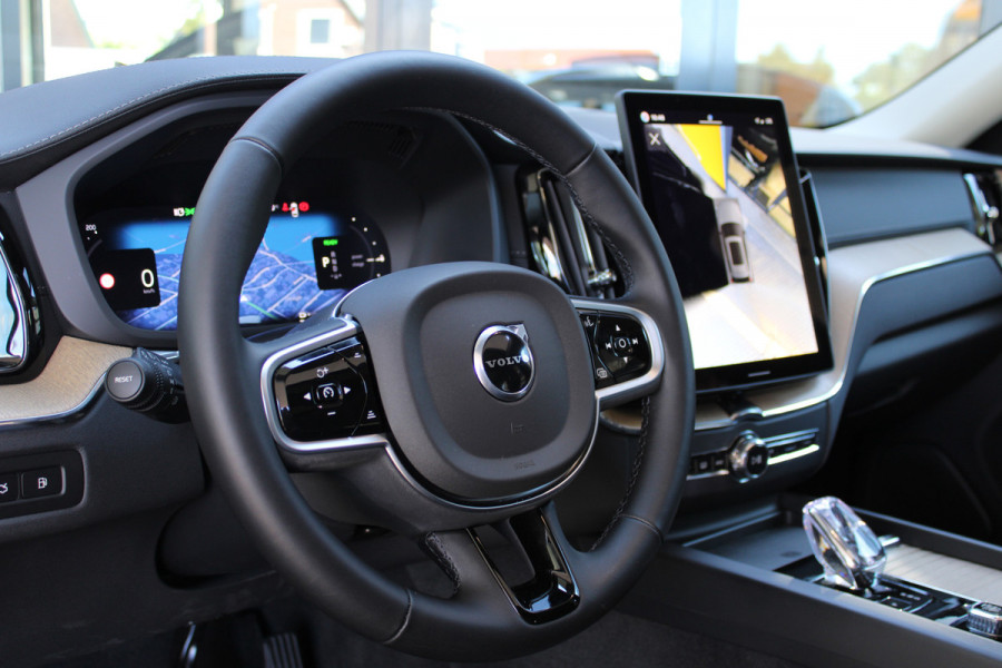 Volvo XC60 2.0 T8 Ultra Bright | Luchtvering | Massage | H/K | Head-Up