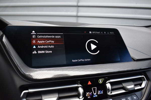 BMW 1 Serie M135i xDrive 306pk | Pano | Harman/Kardon | Head-Up | 19'' Wielen | Stuur + Stoelverwarming |