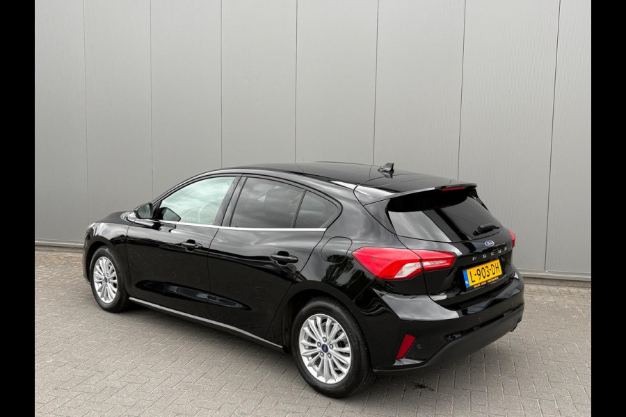 Ford Focus 125PK EcoB. Automaat Titanium Carplay-android/Navigatie/Parkeerhulp/Camera/Keyfree