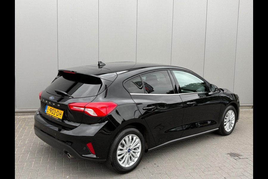 Ford Focus 125PK EcoB. Automaat Titanium Carplay-android/Navigatie/Parkeerhulp/Camera/Keyfree