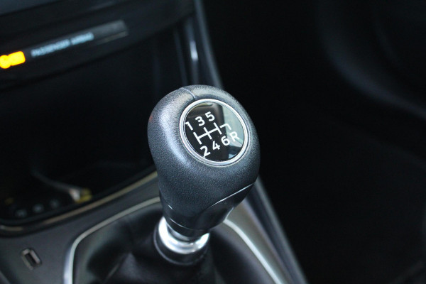 Ford Puma 1.0 EcoBoost Connected | Dealeronderhouden | Airco | Cruise Control | Parkeersensoren Achter | Carplay |