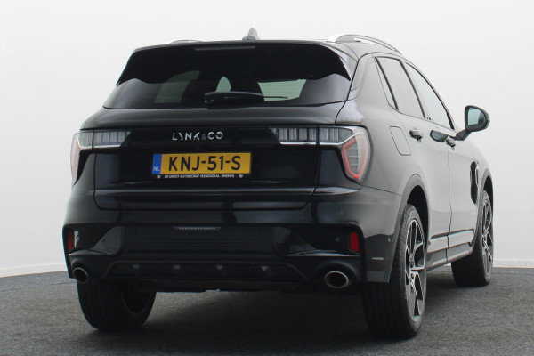 Lynk & Co 01 1.5 Plug-in Hybrid 360° Camera, Panoramadak, Apple Carplay, ACC, Keyless, Zwarte hemel,, LED, 20''