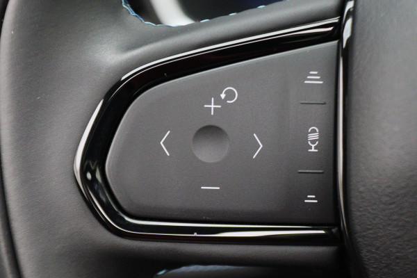 Lynk & Co 01 1.5 Plug-in Hybrid 360° Camera, Panoramadak, Apple Carplay, ACC, Keyless, Zwarte hemel,, LED, 20''