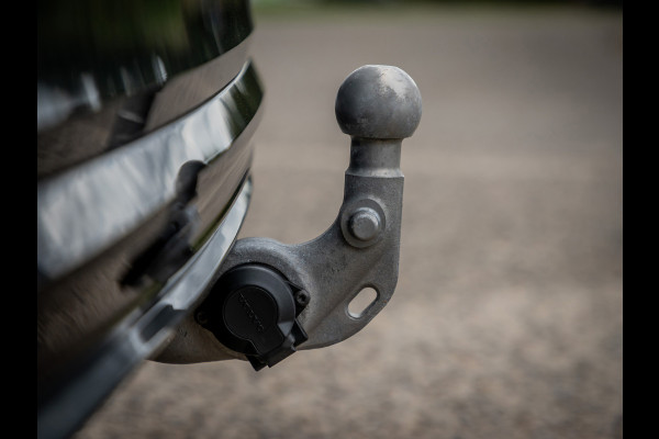 Volvo V60 2.0 T6 Plug-in hybrid AWD Plus Dark | Trekhaak | 360 Camera