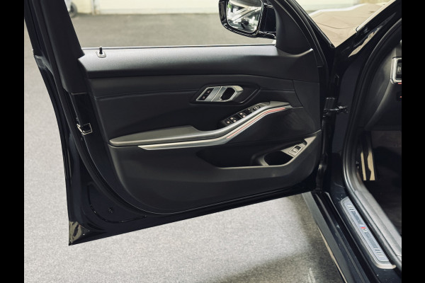 BMW 3 Serie Touring 320i M-Sport | 18" | HeadUp | LiveCockpitPro