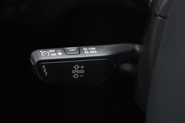 Audi Q5 50 TFSI e S edition Competition PANO/CARPLAY/ACC/KEYLESS/VOL