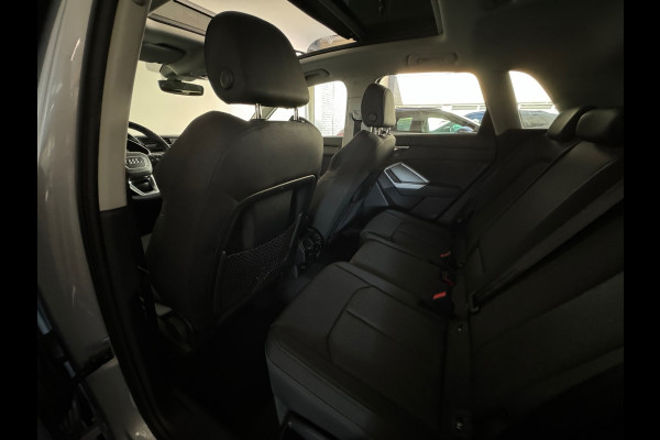 Audi Q3 35 TFSI Pro Line Pano|Camera|Stoelverwarming|Dodehoek|Keyless|ACC|Lane Assist