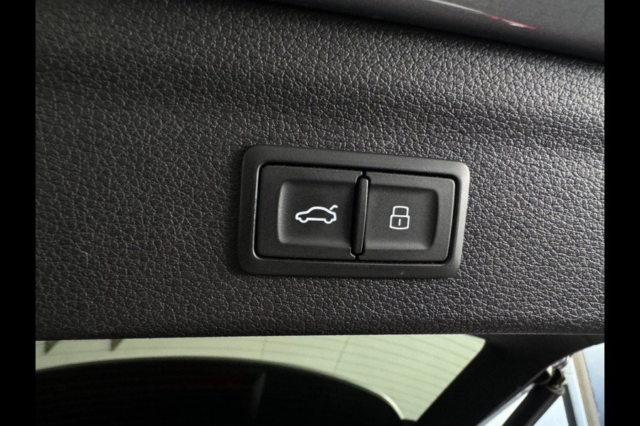 Audi Q3 35 TFSI Pro Line Pano|Camera|Stoelverwarming|Dodehoek|Keyless|ACC|Lane Assist