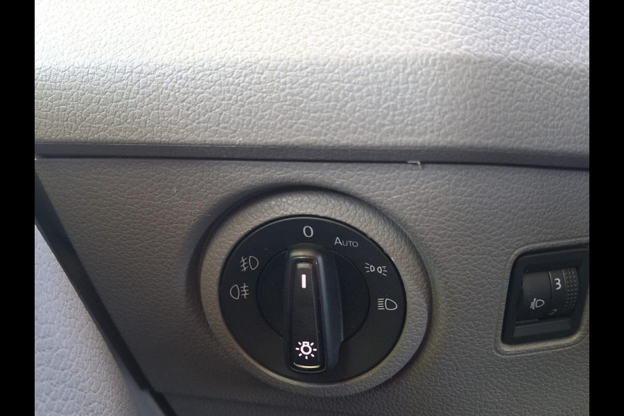 Volkswagen Crafter 35 2.0 TDI L4 Comfortline | 428 x 220 x 212 | Camera | Android Auto & Apple Carplay | Laadbak met laadklep |