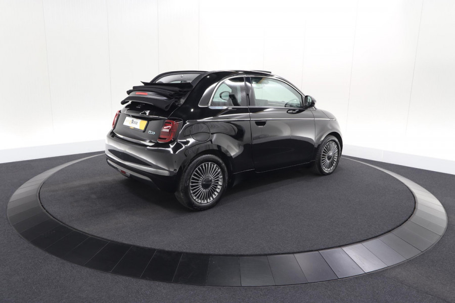Fiat 500C Icon 42 kWh | 95,7% SOH | Convenience Pack | Camera | Dodehoekdetectie | Stoelverwarming