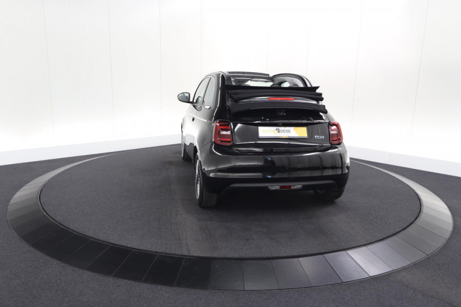 Fiat 500C Icon 42 kWh | 95,7% SOH | Convenience Pack | Camera | Dodehoekdetectie | Stoelverwarming
