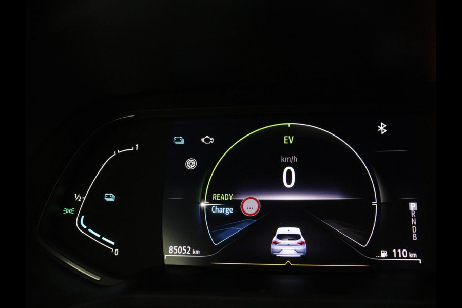 Renault Clio 1.6 E-Tech Hybrid 140 Business Zen | Cruise control | Park assist | Carplay | Navigatie | DAB | Lane assist | Virtual | Full LED