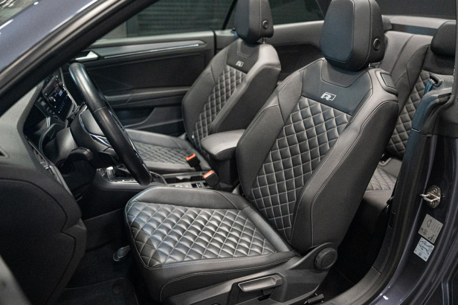 Volkswagen T-Roc Cabrio 1.5 TSI R-Line *BEATS Sound-systeem / Winterpakket / LED-Koplamp / Black-Style / Leerpakket Vienna / Keyless*