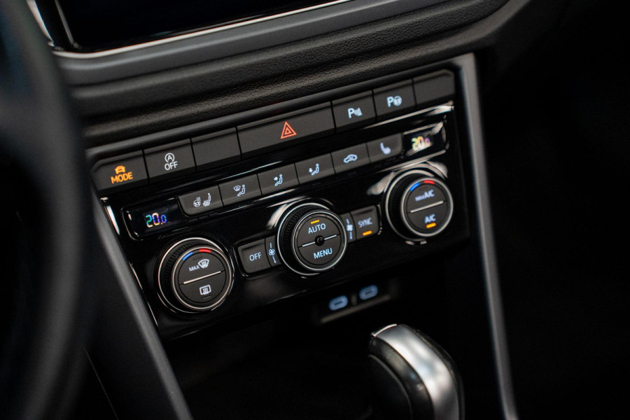 Volkswagen T-Roc Cabrio 1.5 TSI R-Line *BEATS Sound-systeem / Winterpakket / LED-Koplamp / Black-Style / Leerpakket Vienna / Keyless*
