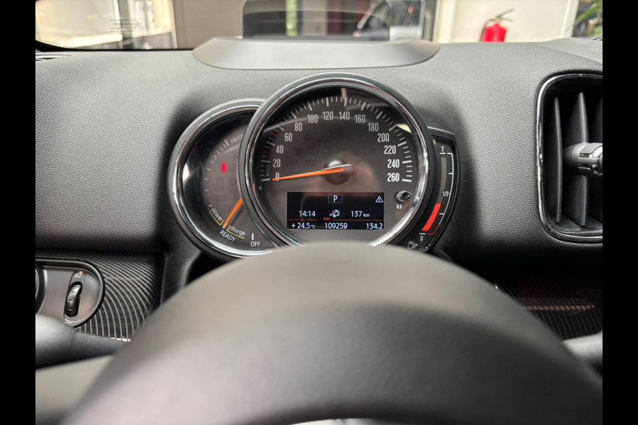 MINI Countryman 1.5 Cooper S E ALL4 John Works / Camera / Pano / Navi