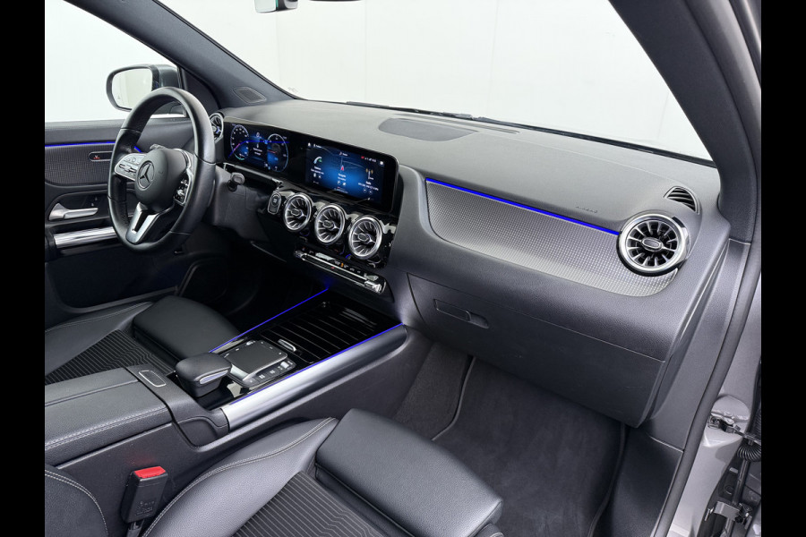 Mercedes-Benz EQA 250 Business Solution Luxury 67kWh SOH 96% Adap.Cruise Camera Stoelverwarming Elek.Achterklep Navi Pdc lmv Led DAB USB All-Season Banden Distronic plus Advanced pakket Licht en zichtpakket 1e Eigenaar Origineel Nederlandse Auto