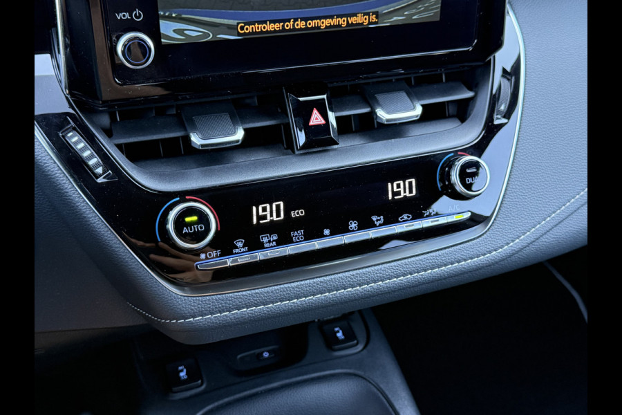Toyota Corolla Touring Sports 1.8 Hybrid Team D | ACC | CarPlay | Camera | LED | DAB+ | 17 inch