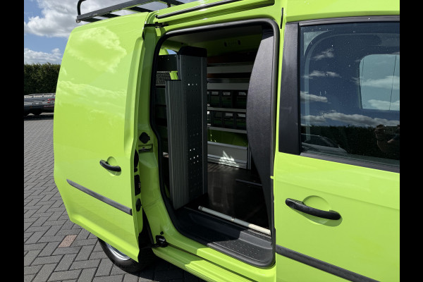Volkswagen Caddy 2.0 TDI / L1H1 / 1e EIG. / UNIEK 28.975 KM! / INRICHTING / TREKHAAK / IMPERIAAL / NAVI / CARPLAY / CRUISE