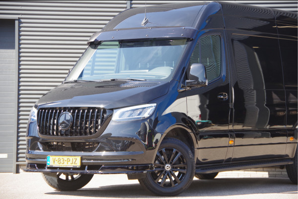 Mercedes-Benz Sprinter 319 3.0 CDI V6 L2H2 3-ZITS, AUT. LED, 3.5T TREKHAAK, MBUX 10'', STANDKACHEL, ZONNEKLEP, VOORSPOILER, KUNSTSTOFDELEN IN KLEUR, CA