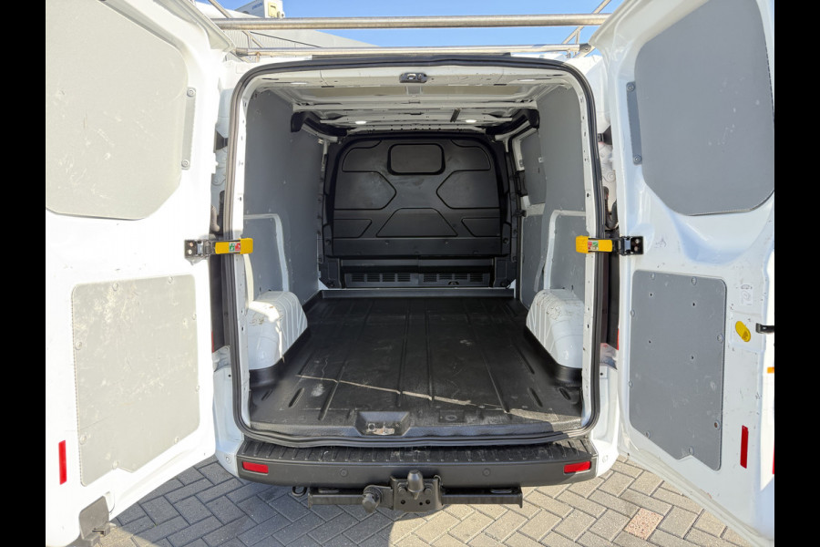 Ford Transit Custom 2.0 TDCI / L1H1 / 1e EIG. / 2.5 TONS TREKHAAK / IMPERIAAL / 3-ZITS / STOEL -EN VOORRUIT VERWARMING / CRUISE / AIRCO