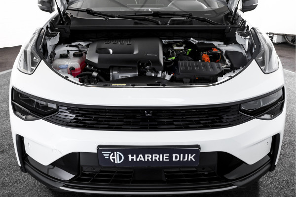 Lynk & Co 01 1.5 PHEV 276 PK More | S/K-panodak | Dig. Cockpit | Stoel-+Stuurverw. | 360 Camera | Adapt. Cruise | Memory | Elek. klep | LM 20" | 2650