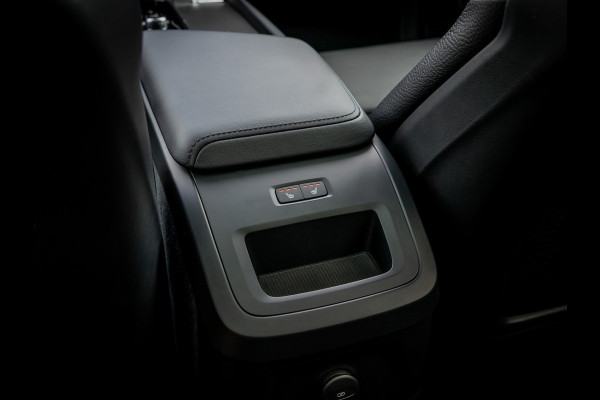 Volvo XC60 2.0 T6 Plug-in hybrid AWD Plus Bright | Panoramadak | Dealeronderhouden