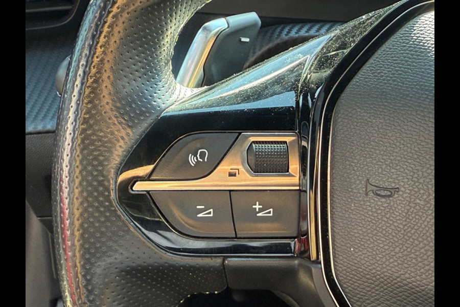 Peugeot 208 1.2 PureTech GT | Navi | Camera | Carplay