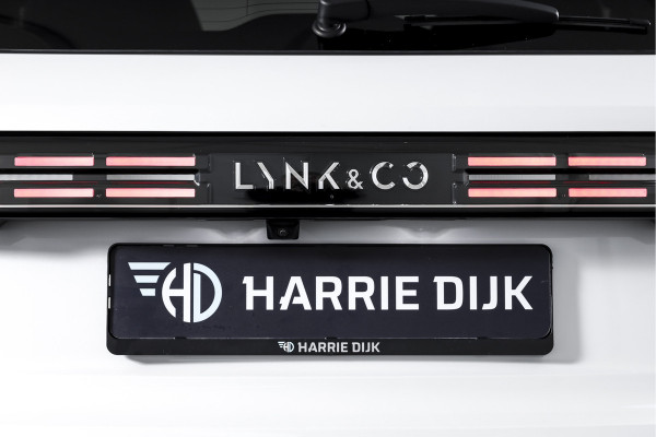 Lynk & Co 01 1.5 PHEV 276 PK More | Afn. Trekhaak | S/K-panodak | Dig. Cockpit | Stoel-+Stuurverw. | 360 Camera | Adapt. Cruise | Memory | Elek. klep | LM 20" | 3675