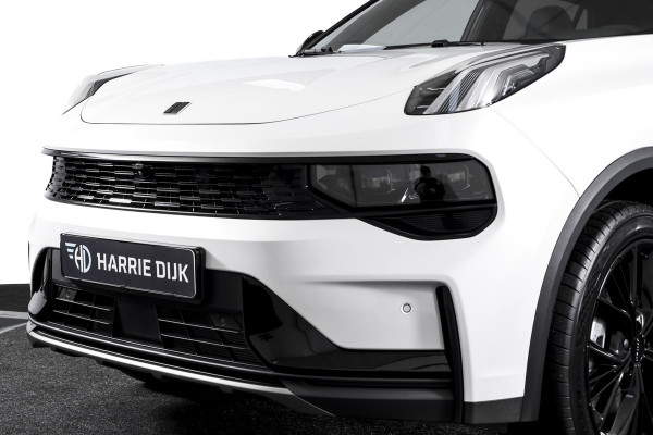 Lynk & Co 01 1.5 PHEV 276 PK More | Afn. Trekhaak | S/K-panodak | Dig. Cockpit | Stoel-+Stuurverw. | 360 Camera | Adapt. Cruise | Memory | Elek. klep | LM 20" | 3675