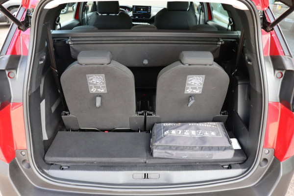 Peugeot 5008 1.2 PT Active Pack 7-persoons org.NL trekhaak camera navi lmv