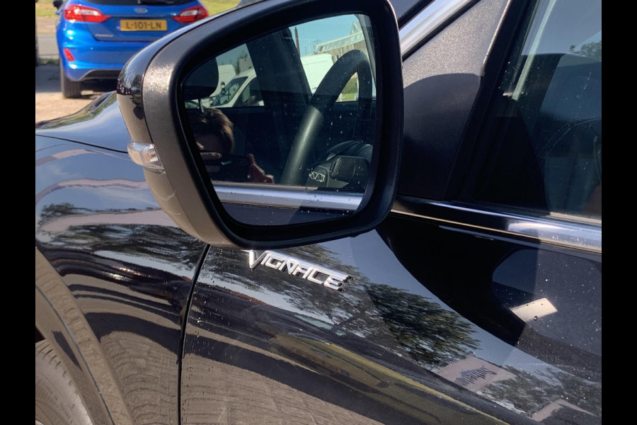 Ford Kuga 2.5 FHEV Vignale AWD 190pk | Driver Assistance Pack | Winterpack |  Volledig Lederen Interieur | Intelligente Vierwielaandrijving | Geen stekker nodig