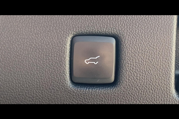 Ford Kuga 2.5 FHEV Vignale AWD 190pk | Driver Assistance Pack | Winterpack |  Volledig Lederen Interieur | Intelligente Vierwielaandrijving | Geen stekker nodig