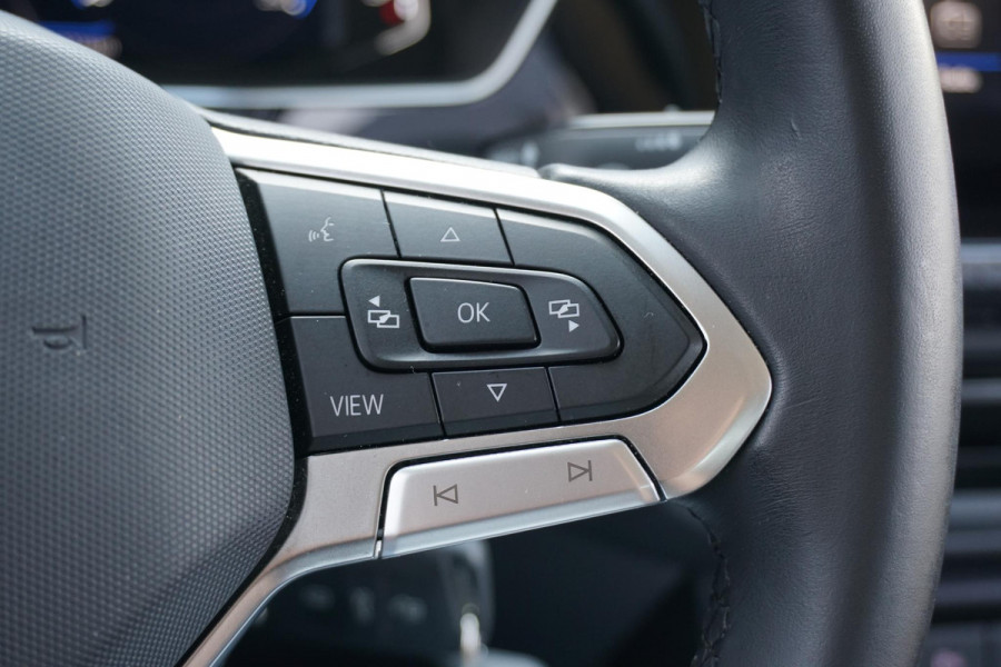 Volkswagen T-Cross 1.0 TSI Style AUT. + TREKHAAK / DIGITALE COCKPIT / NAVIGATIE /