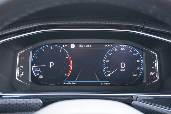 Volkswagen T-Cross 1.0 TSI Style AUT. + TREKHAAK / DIGITALE COCKPIT / NAVIGATIE /