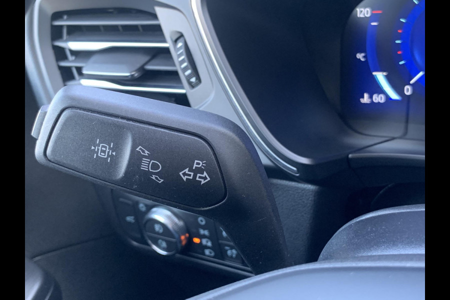 Ford Kuga 2.5 FHEV Vignale AWD 190pk | Driver Assistance Pack | Winterpack |  Volledig Lederen Interieur | Intelligente Vierwielaandrijving | Geen stekker nodig