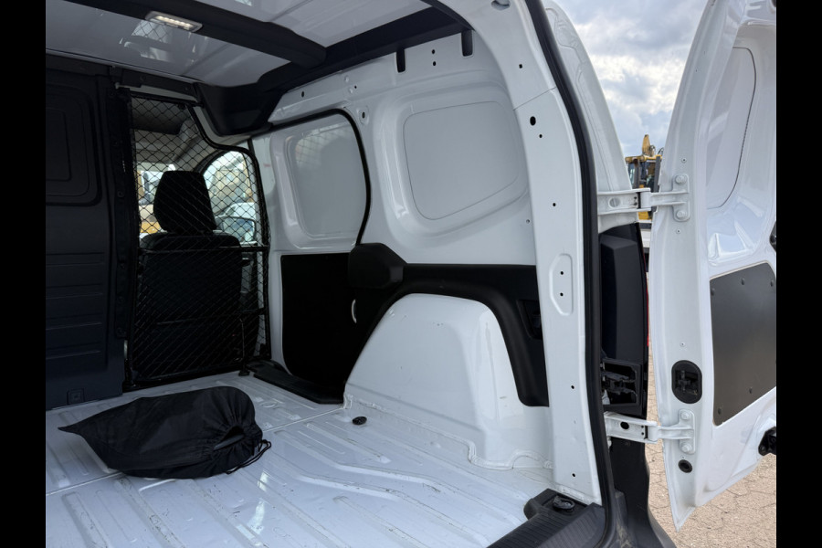Renault Kangoo E-Tech 45kWh 122PK L1 Elektrisch 300km WLTP 98.5% (SOH) Climate Control Cruise Control Carplay LED Parkeersensoren Achter