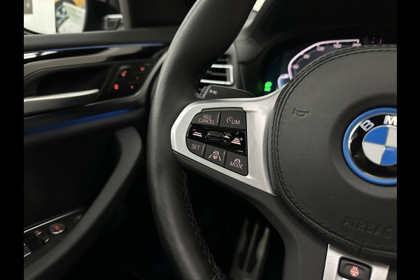 BMW iX3 M-Sport | Sophisto Grey! | Panorama | ACC | Leder | Memory | El. Trekhaak | 97.6% SOH | Sfeerverlichting | 3-Zone Clima | Carplay | LED | Btw auto, 35250,= ex. | Rijklaar incl. Bovag garantie!