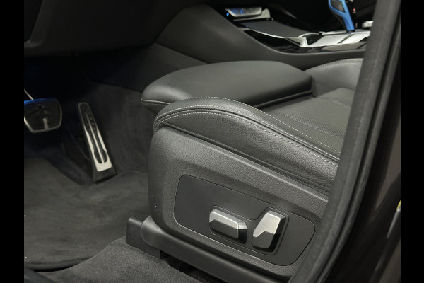BMW iX3 M-Sport | Sophisto Grey! | Panorama | ACC | Leder | Memory | El. Trekhaak | 97.6% SOH | Sfeerverlichting | 3-Zone Clima | Carplay | LED | Btw auto, 35250,= ex. | Rijklaar incl. Bovag garantie!