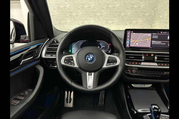 BMW iX3 M-Sport | Sophisto Grey! | Panorama | ACC | Leder | Memory | El. Trekhaak | 97.6% SOH | Sfeerverlichting | 3-Zone Clima | Carplay | LED | Btw auto, 35250,= ex. | Rijklaar incl. Bovag garantie!