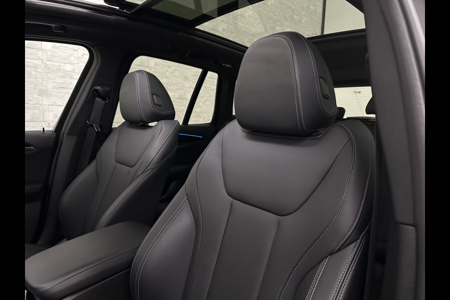 BMW iX3 M-Sport | Sophisto Grey! | Panorama | ACC | Leder | Memory | El. Trekhaak | 97.6% SOH | Sfeerverlichting | 3-Zone Clima | Carplay | LED | Btw auto, 35250,= ex. | Rijklaar incl. Bovag garantie!