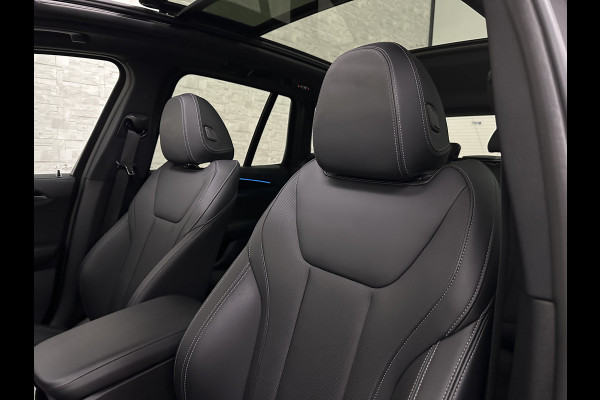BMW iX3 M-Sport | Sophisto Grey! | Panorama | ACC | Leder | Memory | El. Trekhaak | 97.6% SOH | Sfeerverlichting | 3-Zone Clima | Carplay | LED | Btw auto, 35250,= ex. | Rijklaar incl. Bovag garantie!