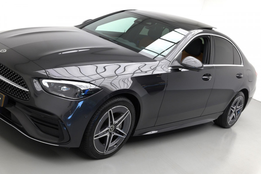 Mercedes-Benz C-Klasse C300e AMG Line |Pano|Burmester|Ambient|Trekhaak|Leder|