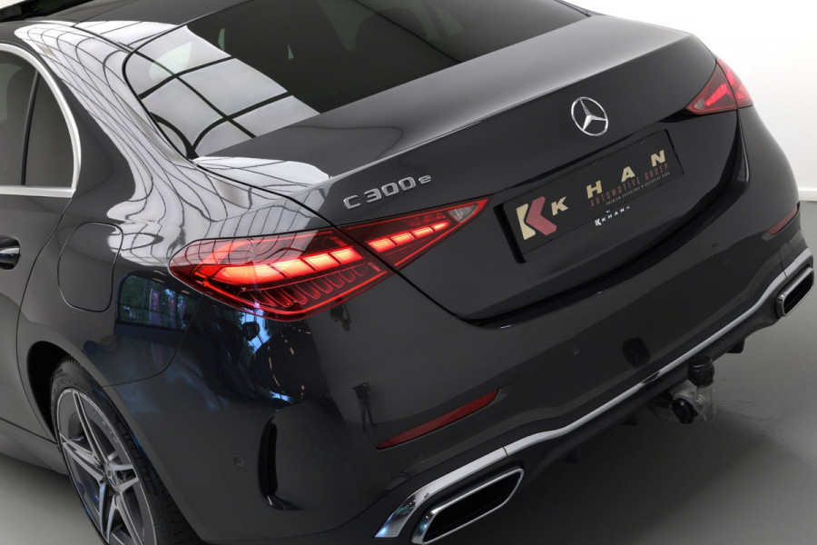 Mercedes-Benz C-Klasse C300e AMG Line |Pano|Burmester|Ambient|Trekhaak|Leder|